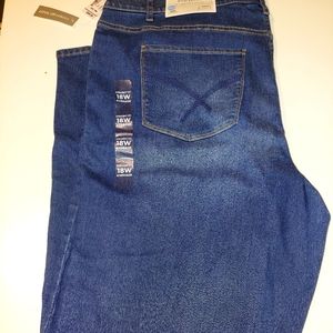 CJ Banks straight fit mid rise blue Jeans